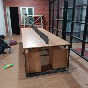 Custom Meja Partisi